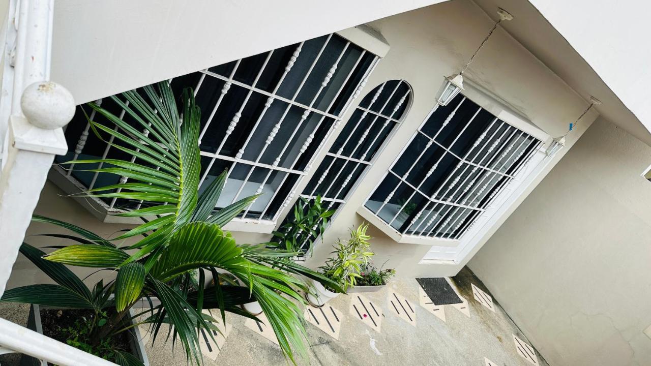 Large 2-Bedroom Apartment, Close To The American Consulate Guayaquil Kültér fotó